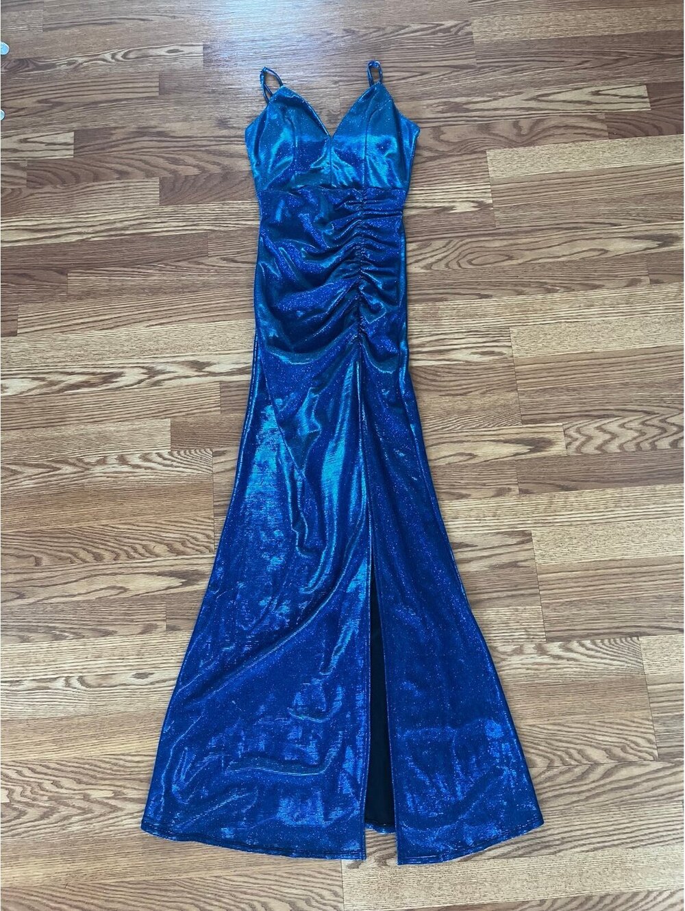 Windsor royal blue metallic knit gown. Size Small.